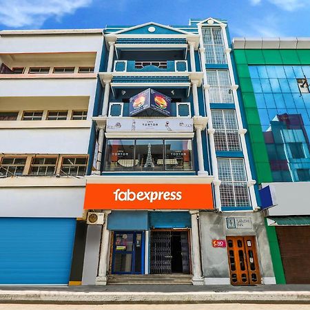 Fabexpress Santhi Inn - 500 Meters From Promenade Beach Pondicherry Dış mekan fotoğraf