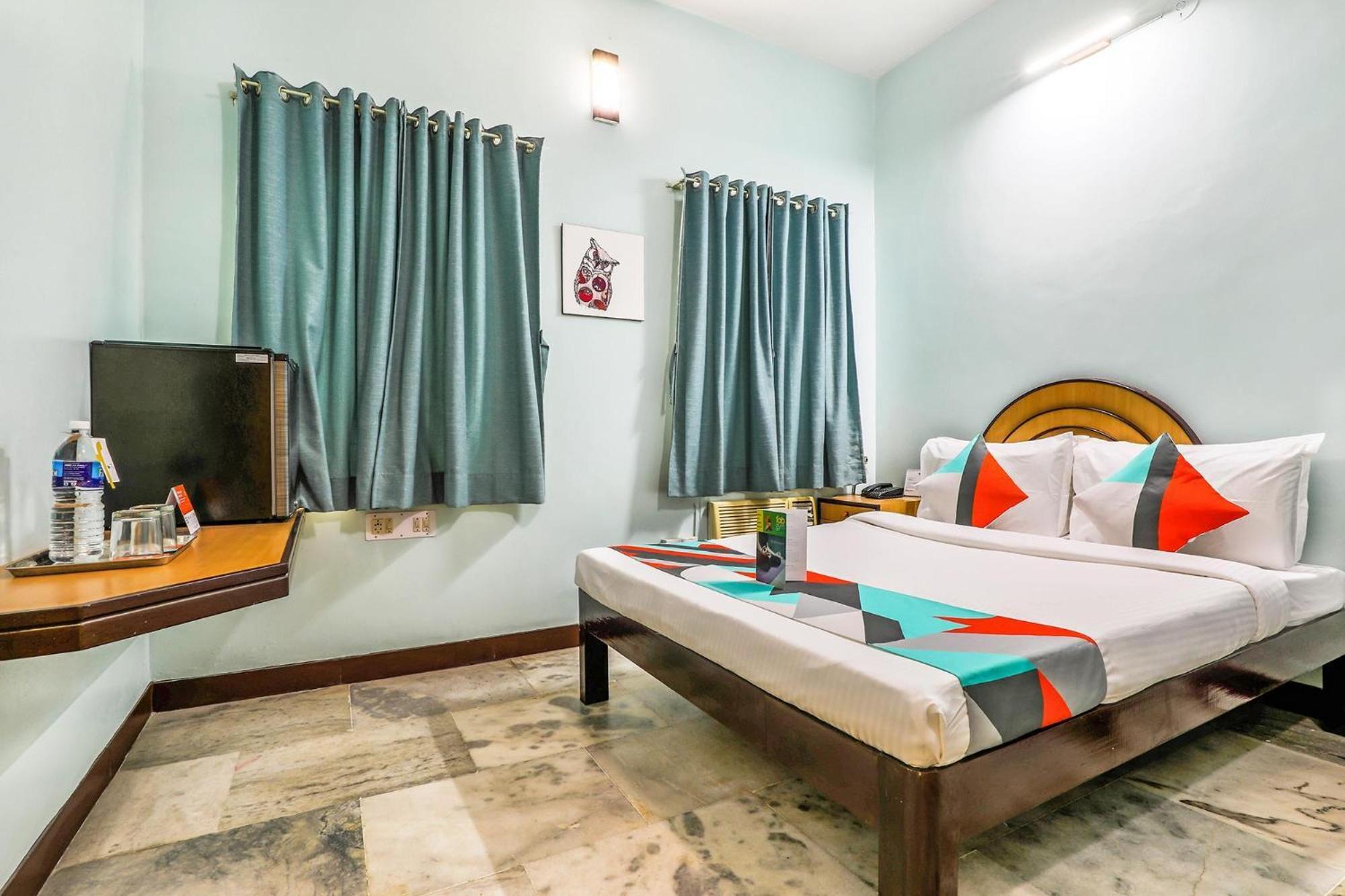 Fabexpress Santhi Inn - 500 Meters From Promenade Beach Pondicherry Dış mekan fotoğraf